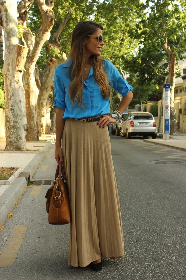 business-casual-maxi-skirt-what to wear in agadir 